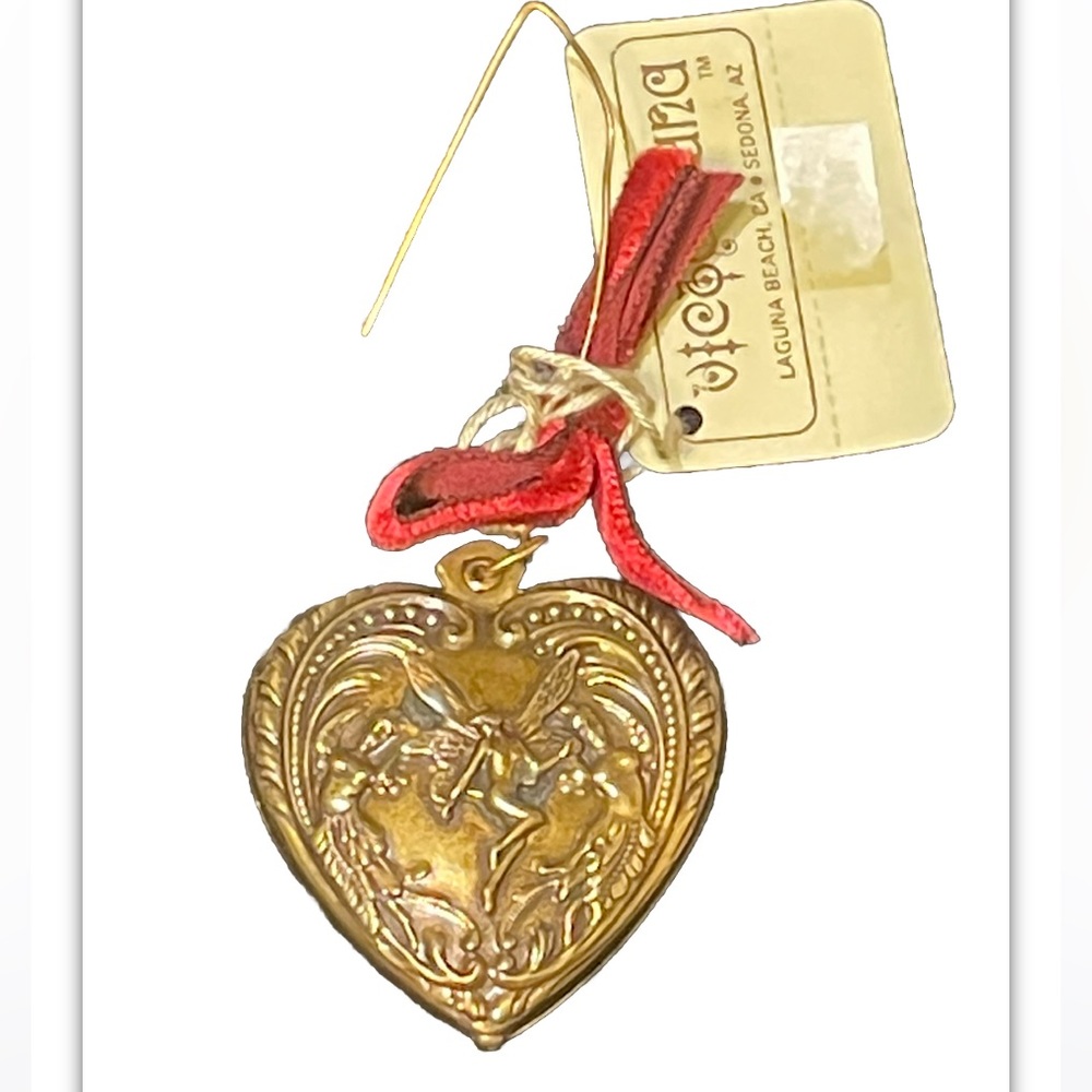 Victoriana Pixie Fairy Heart Ornament look closely!